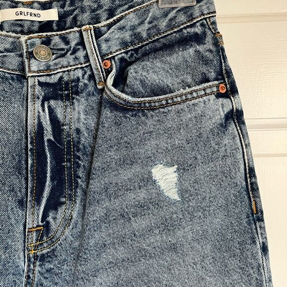 NWT Revolve Grlfrnd  Jeans in Karolina High Rise Button Fly Distressed Size 25 - Picture 8 of 8